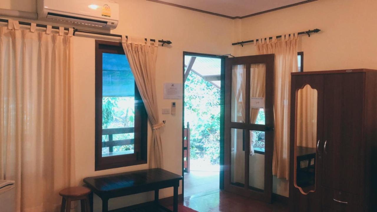 Ruennamyen Resort Amphawa Samut Songkhram Exterior photo