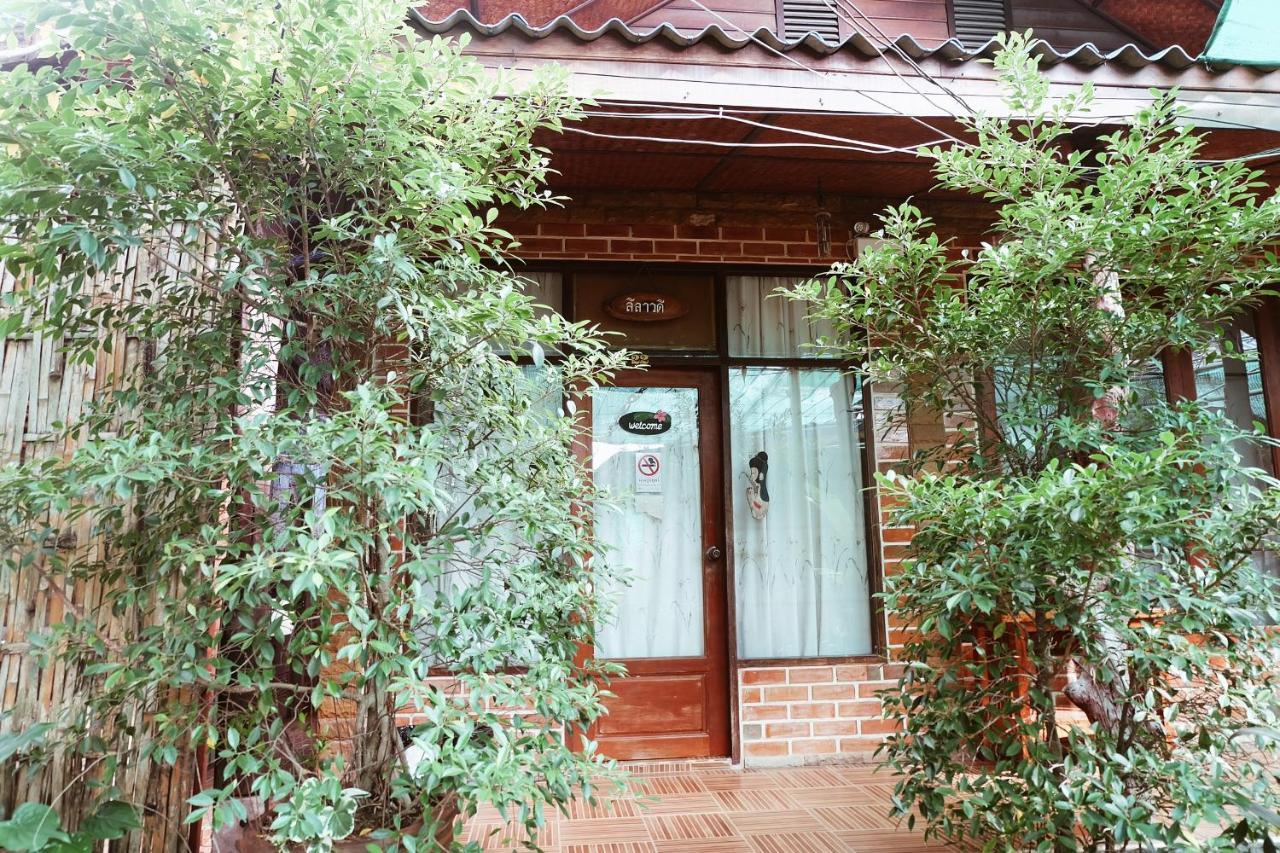 Ruennamyen Resort Amphawa Samut Songkhram Exterior photo