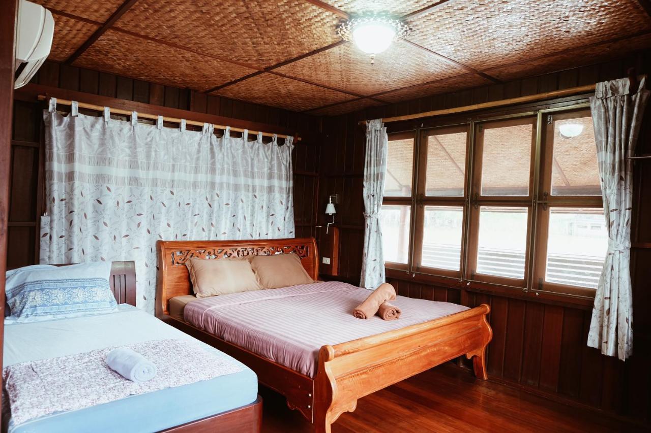 Ruennamyen Resort Amphawa Samut Songkhram Exterior photo
