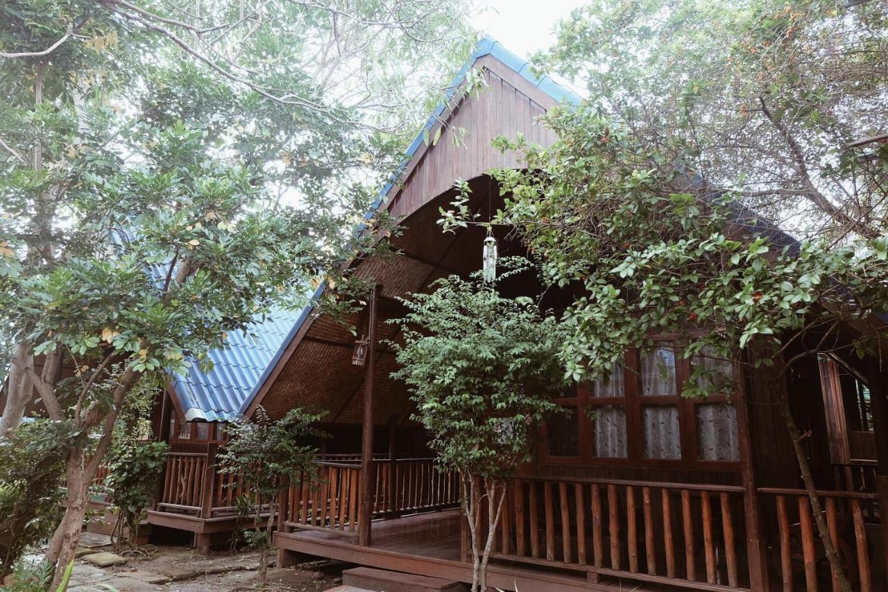 Ruennamyen Resort Amphawa Samut Songkhram Exterior photo